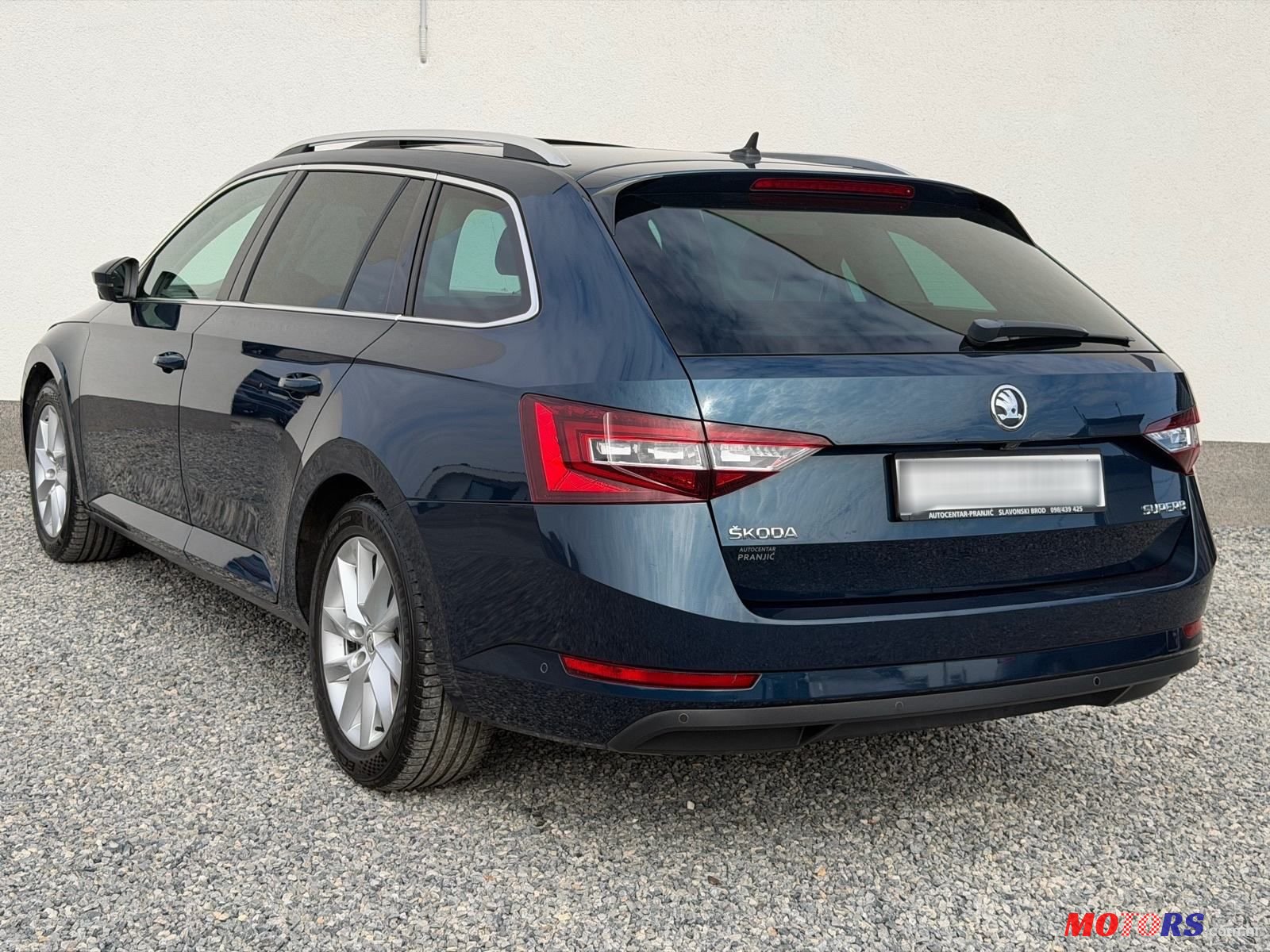 2016' Skoda Superb Combi photo #6