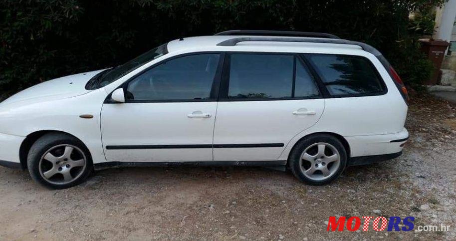 2000' Fiat Marea Weekend 105 1,9 Jtd photo #1