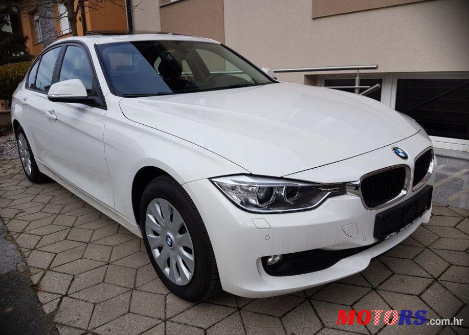 2015' BMW Serija 3 318D All-In-3 photo #1