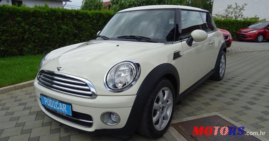 2010' MINI Cooper D photo #1