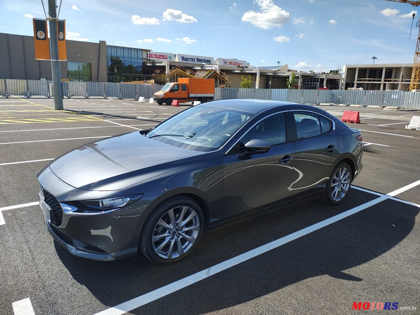 2020' Mazda 3 G122 photo #2