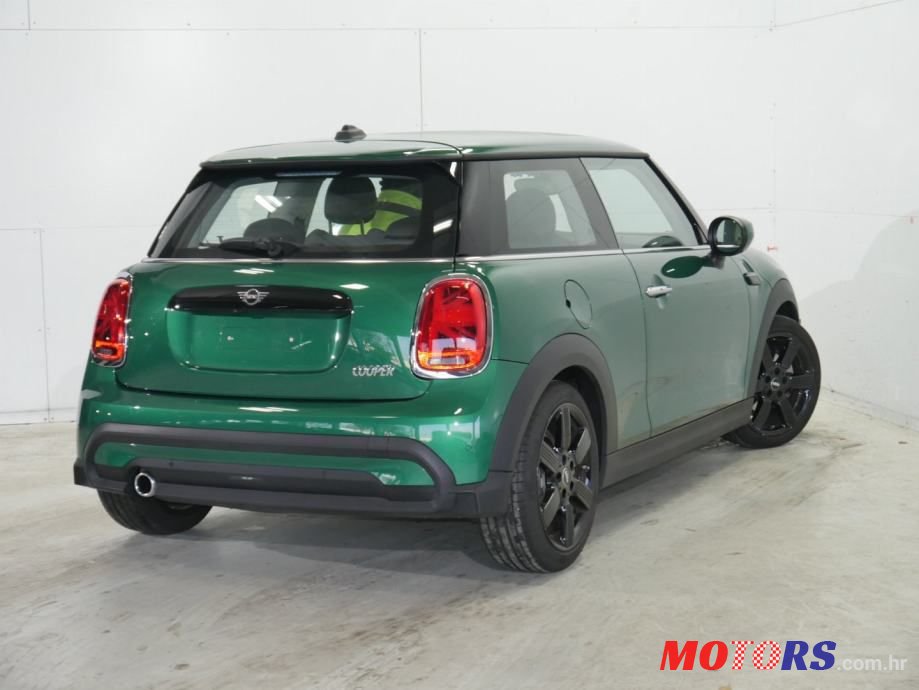 2021' MINI Cooper photo #2