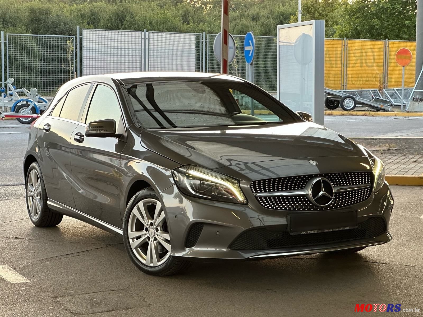 2017' Mercedes-Benz A-Klasa A 200 photo #1