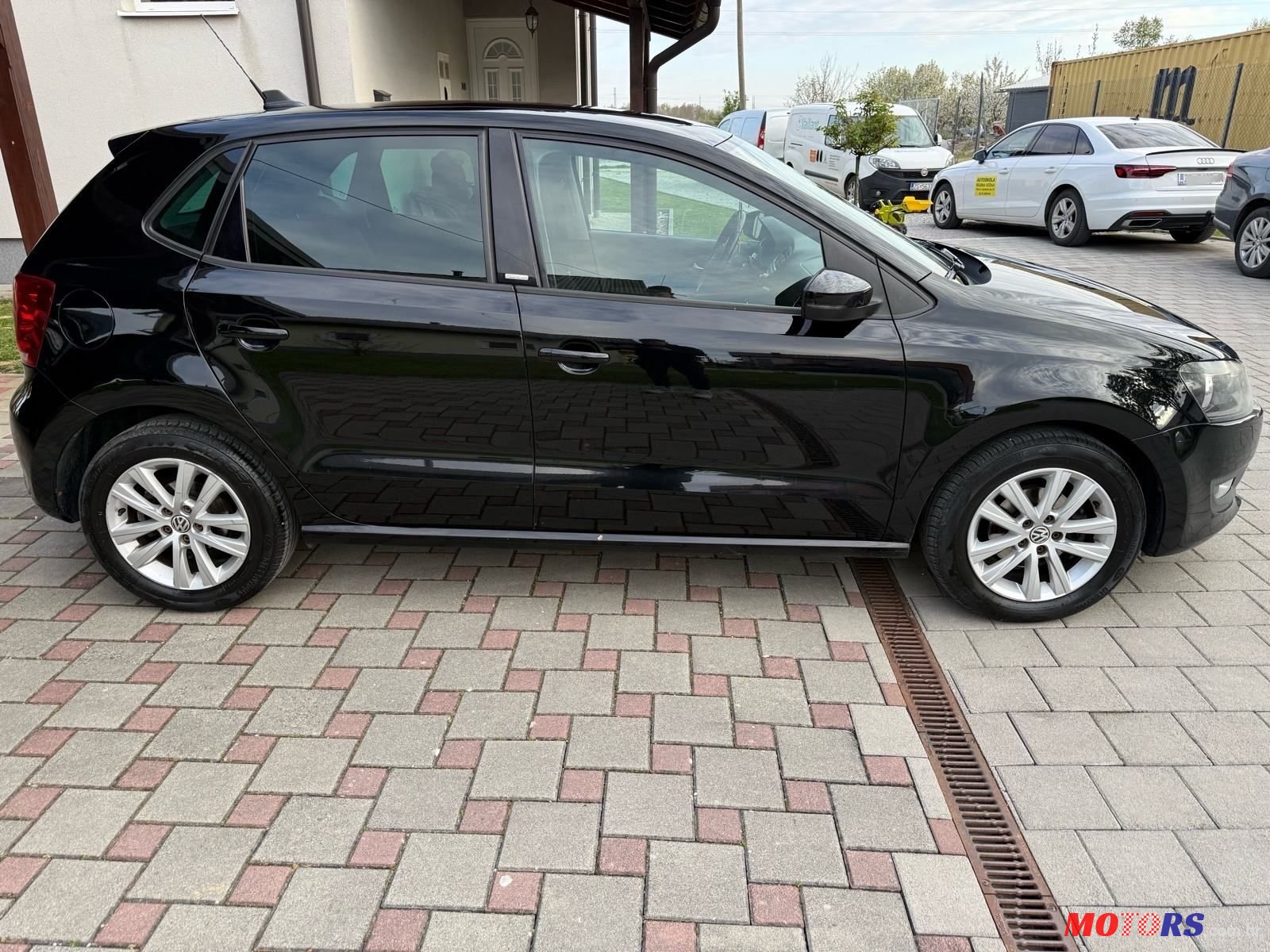 2011' Volkswagen Polo 1,6 Tdi photo #3