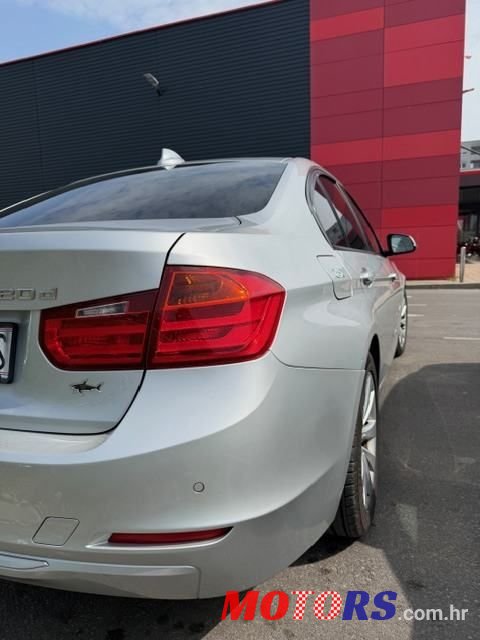 2012' BMW Serija 3 320D photo #3