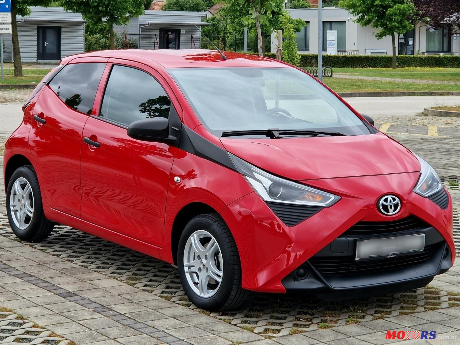 2020' Toyota Aygo 1,0 photo #4