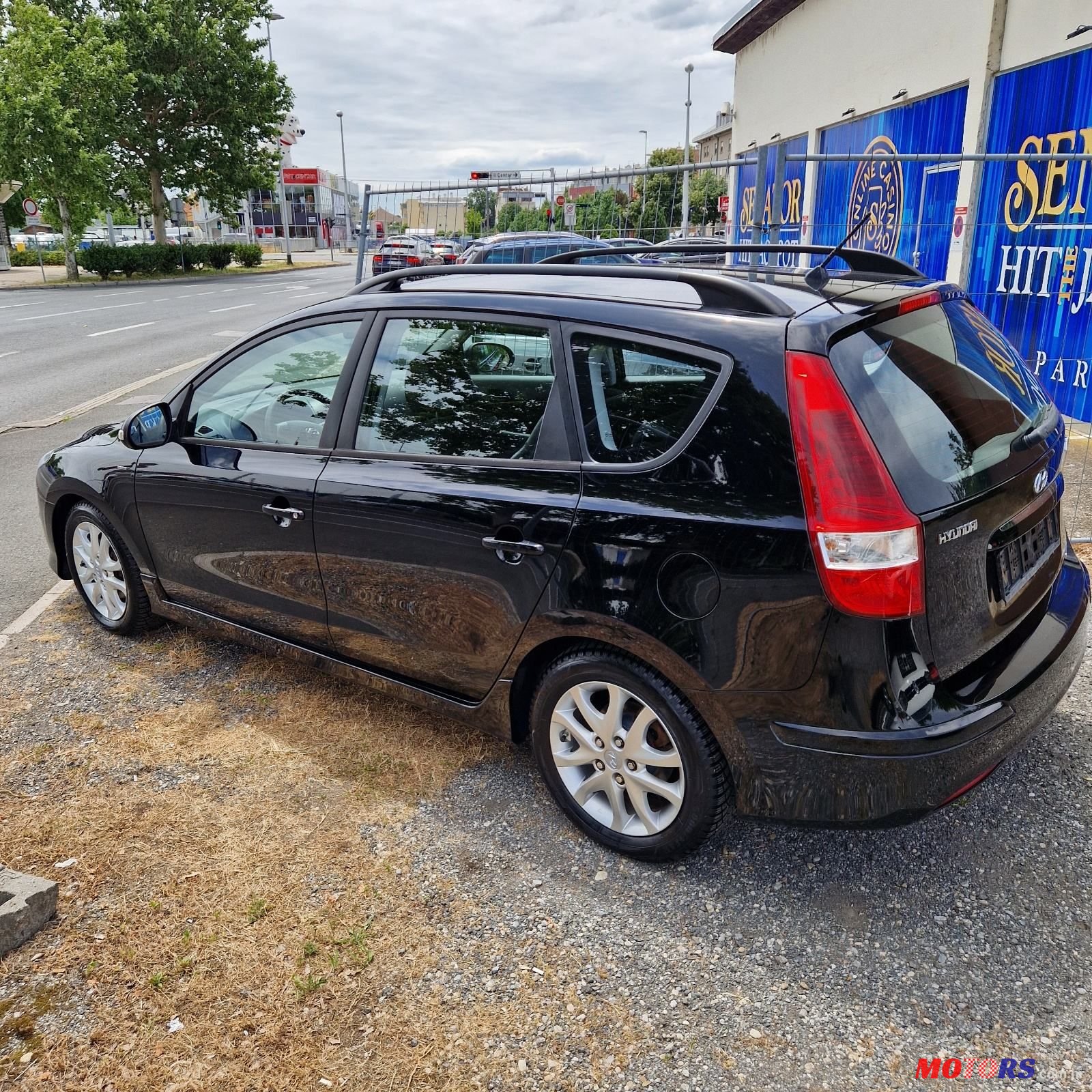 2011' Hyundai i30 Cw 1,6 Crdi photo #3