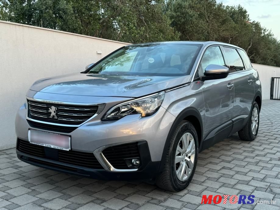 2019' Peugeot 5008 1,5 Bluehdi photo #2