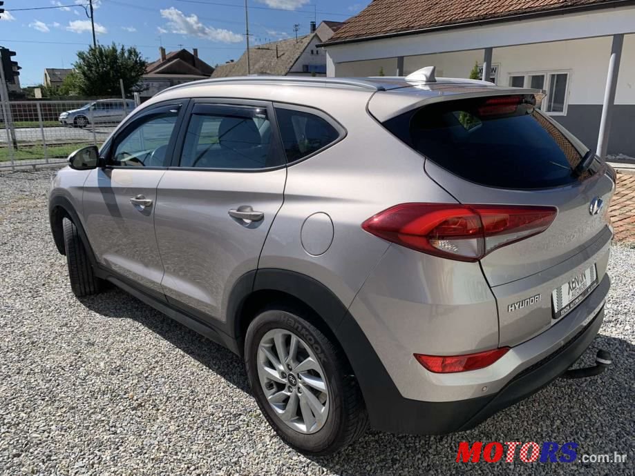 2016' Hyundai Tucson 1.7 Crdi photo #5