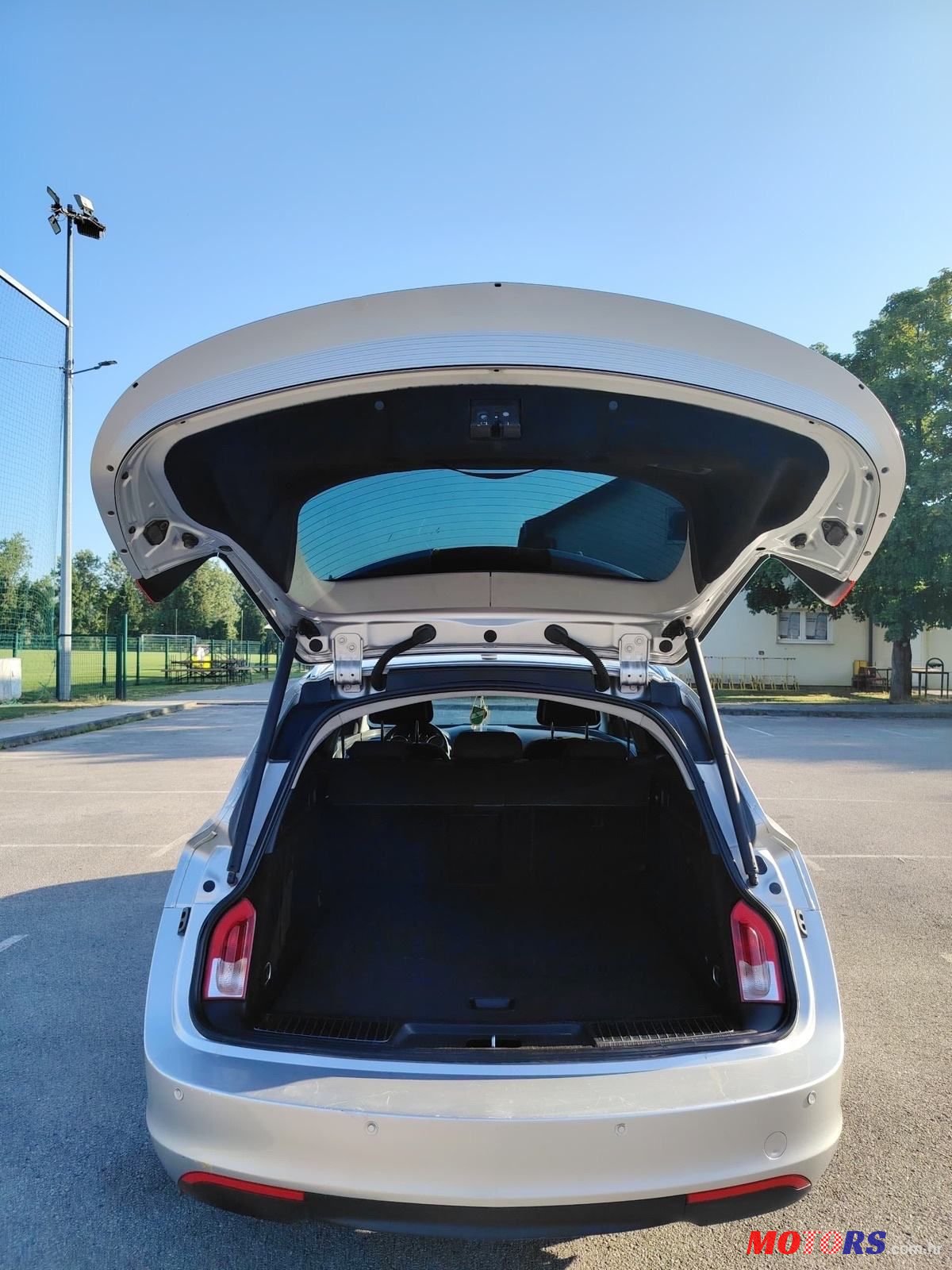 2010' Opel Insignia Karavan photo #3