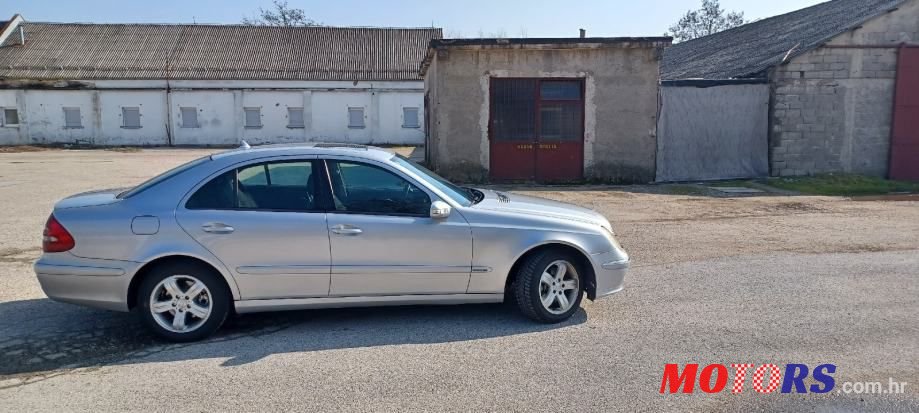 2005' Mercedes-Benz E-Klasa 200 Cdi photo #3