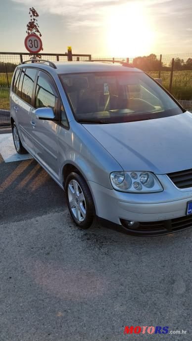 2006' Volkswagen Touran 1,9 Tdi photo #3