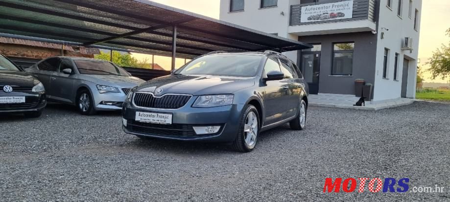 2015' Skoda Octavia Combi photo #1