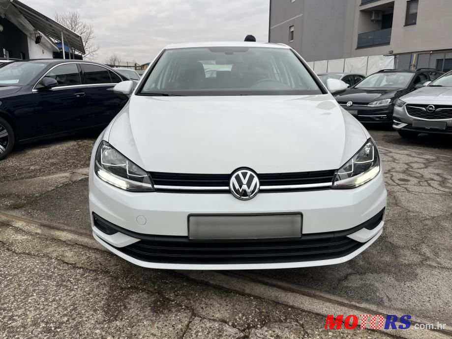 2017' Volkswagen Golf 7 1,6 Tdi photo #2