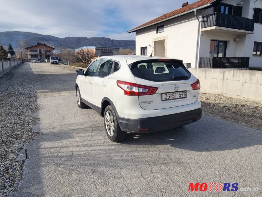 2014' Nissan Qashqai 1,6 photo #5