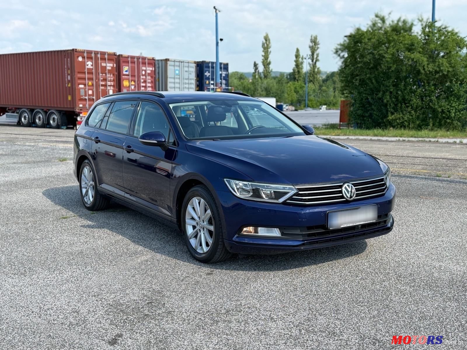 2019' Volkswagen Passat Variant photo #3