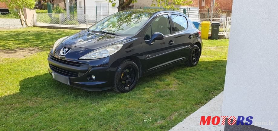 2009' Peugeot 207 photo #1