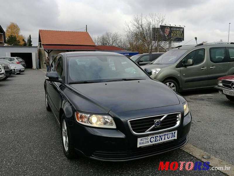 2010' Volvo S40 1,6 D photo #2