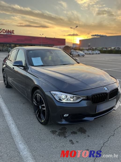 2012' BMW Serija 3 318D photo #5