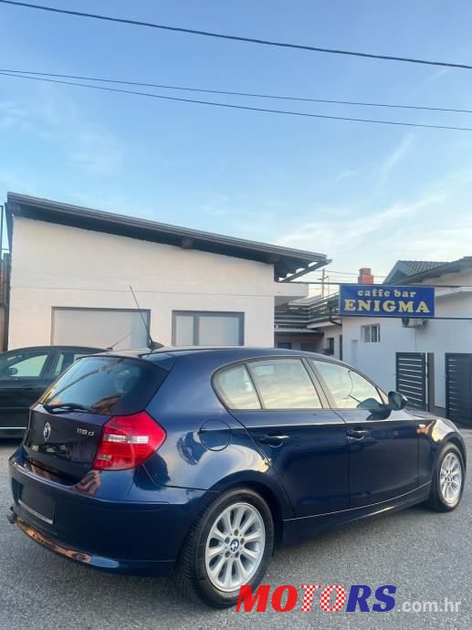 2011' BMW Serija 1 118D photo #4