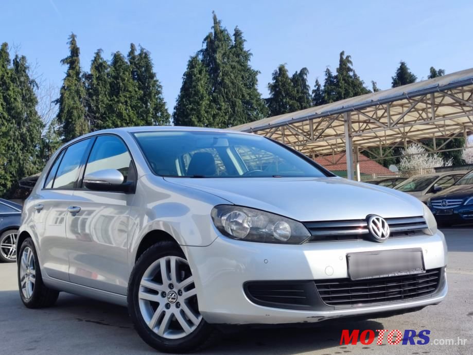 2011' Volkswagen Golf 6 1,6 Tdi photo #1