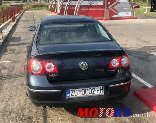 2008' Volkswagen Passat 1,9 Tdi photo #3