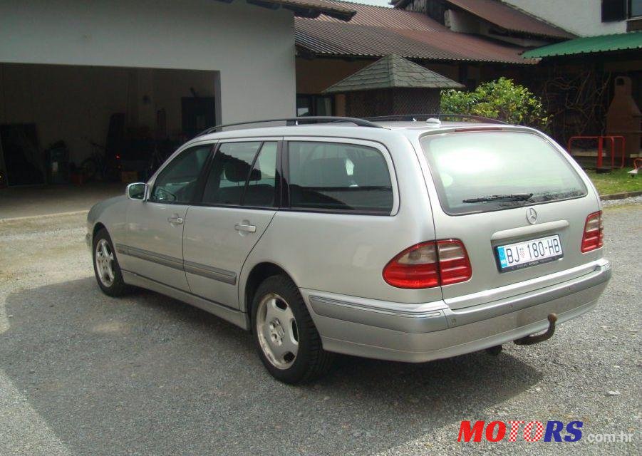 2002' Mercedes-Benz E-Klasa 270 Cdi photo #1