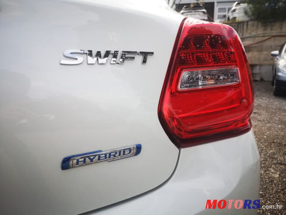 2021' Suzuki Swift 1,2 photo #2