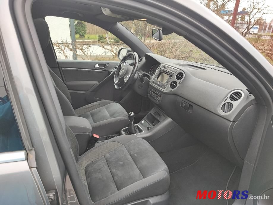 2014' Volkswagen Tiguan photo #6