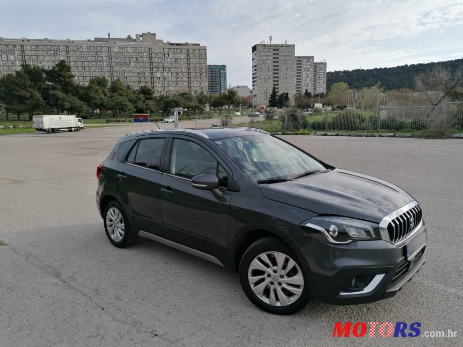 2019' Suzuki SX4 S-Cross 1,0 photo #4