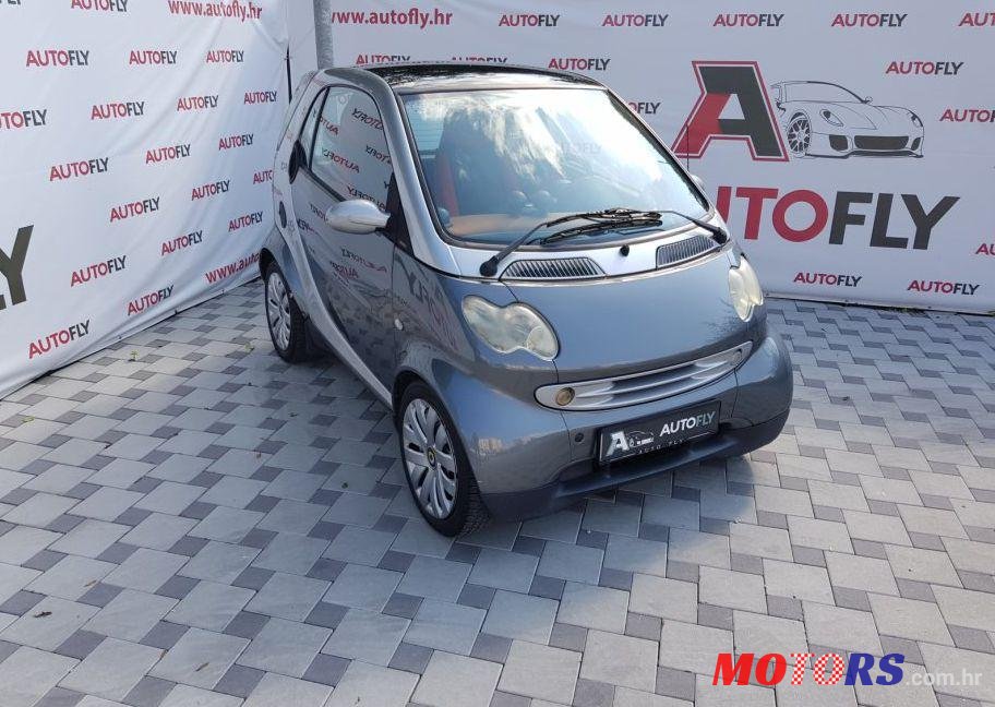 2002' Smart Fortwo Coupe Smart Cdi photo #1