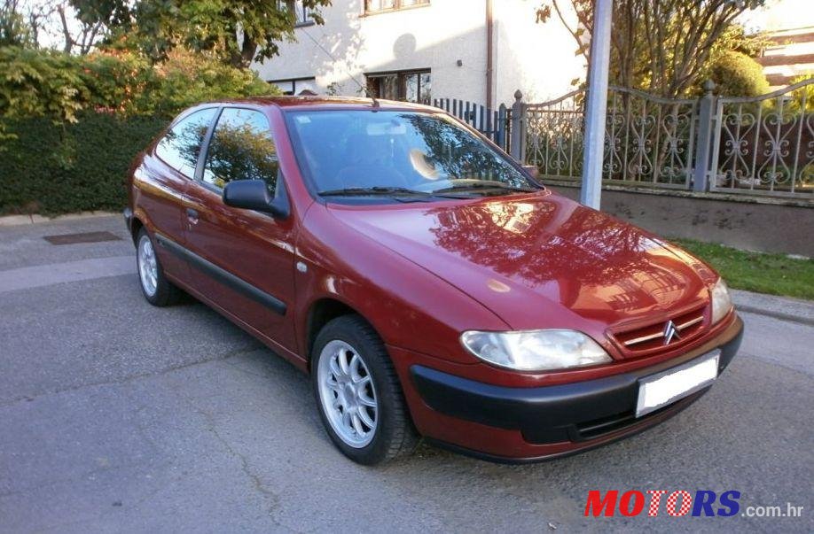 2000' Mazda 323 1.4I photo #2