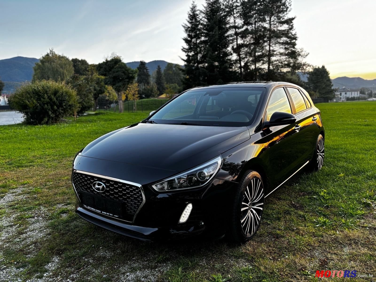 2017' Hyundai i30 1.6 Crdi photo #4