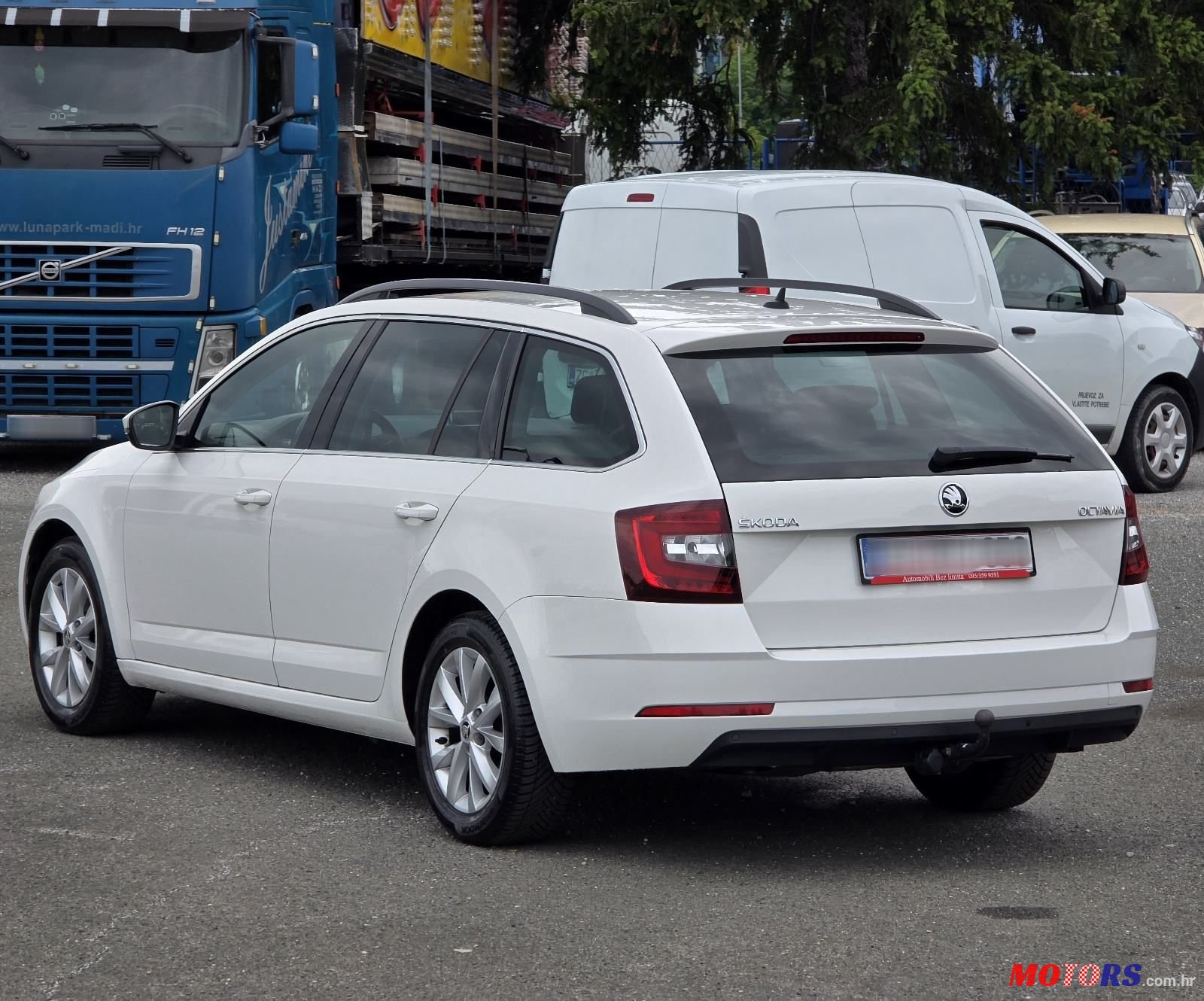 2019' Skoda Octavia Combi photo #4