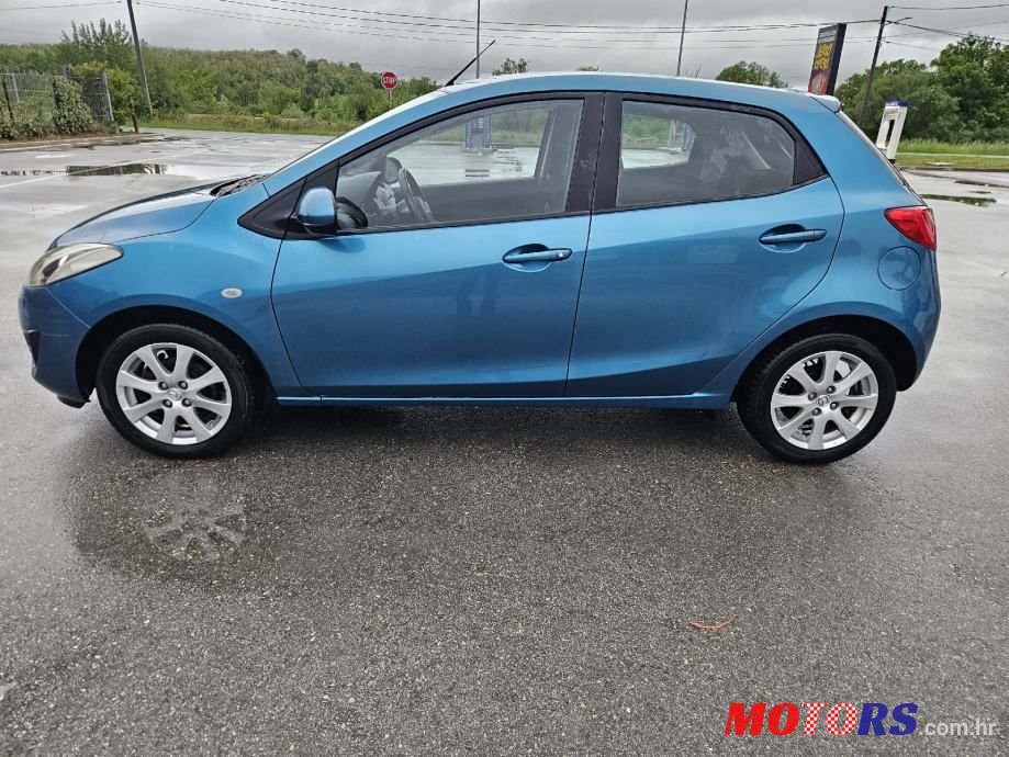 2011' Mazda 2 1,3 I Te Pro photo #2