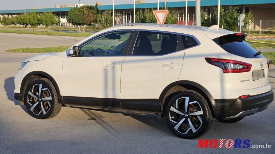 2017' Nissan Qashqai 1,2 Dig-T photo #5