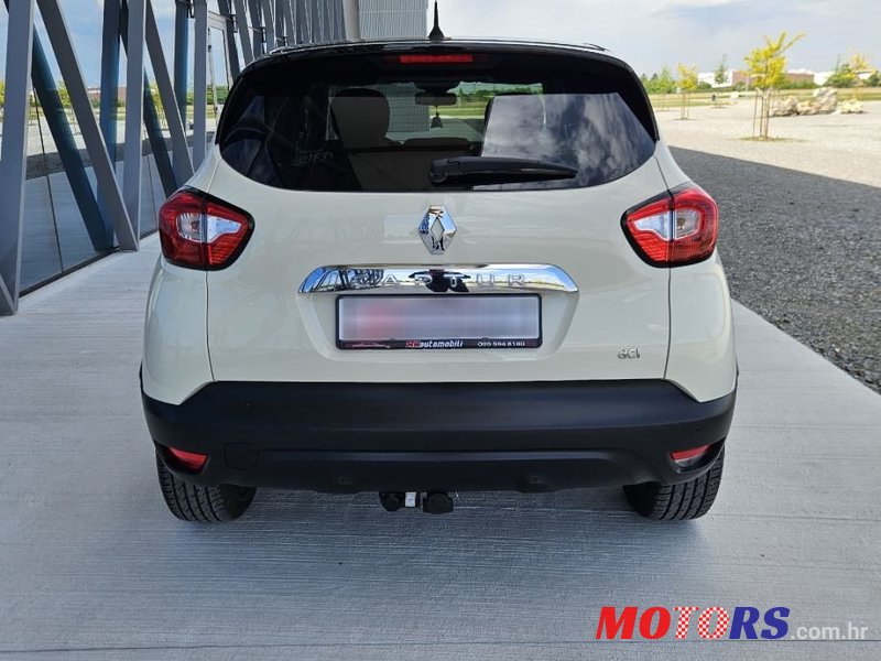 2015' Renault Captur Dci photo #5