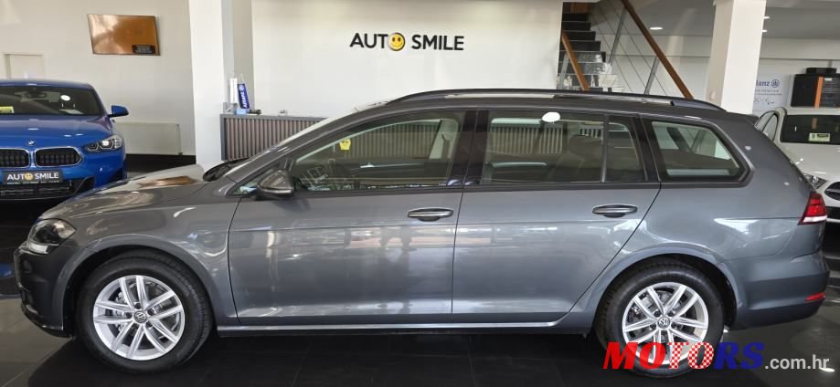 2019' Volkswagen Golf VII Variant photo #2