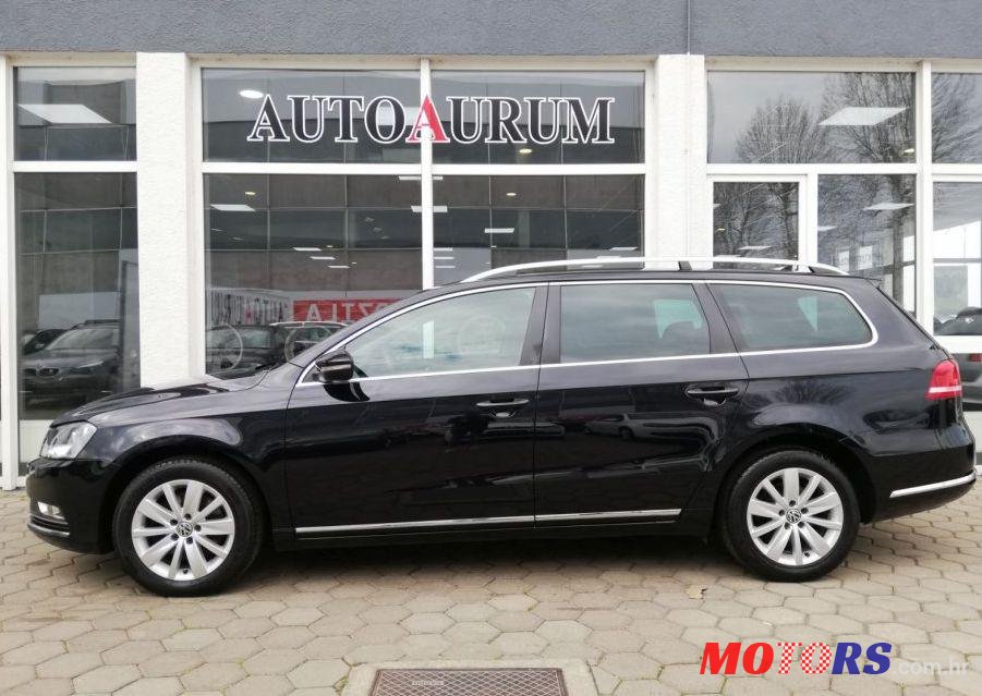 2012' Volkswagen Passat Variant 1,6 Tdi photo #1