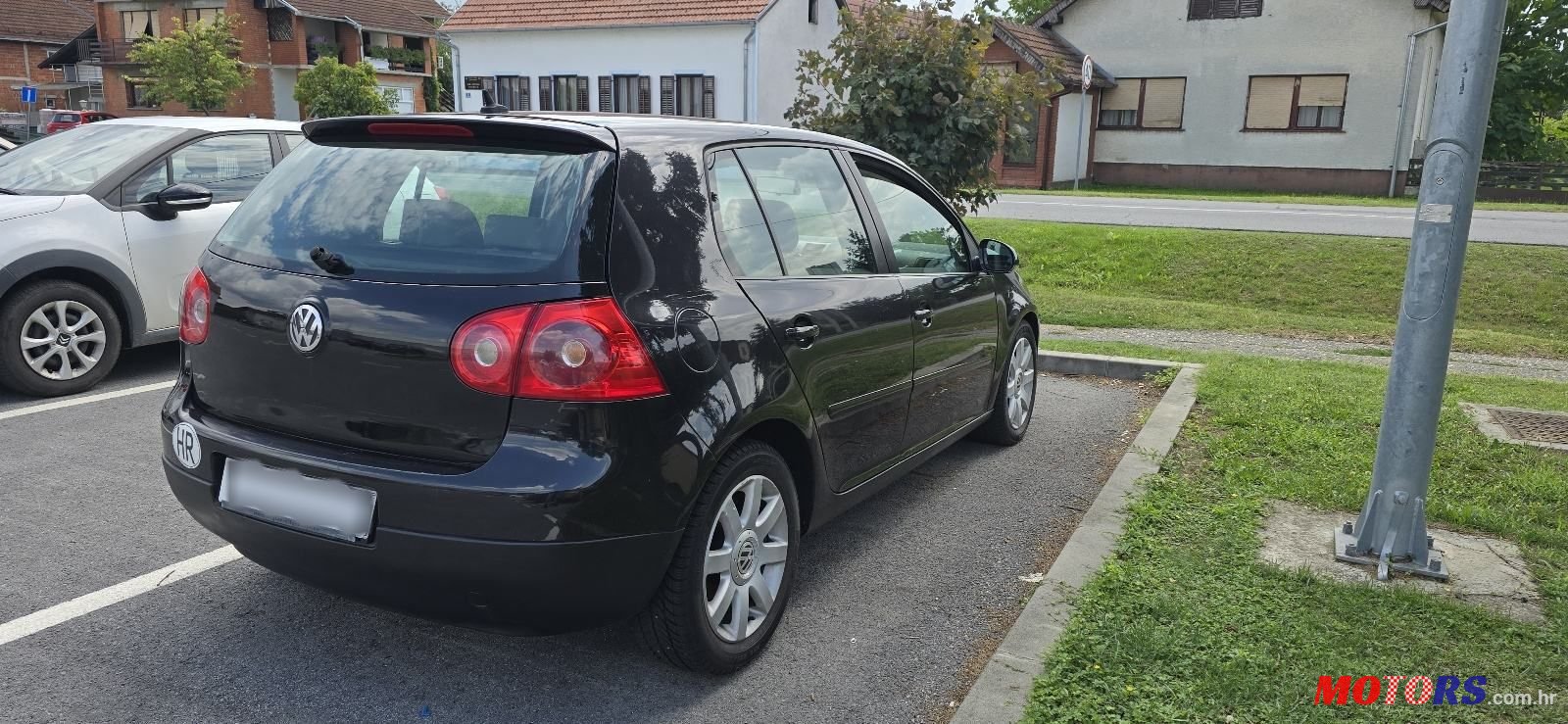 2005' Volkswagen Golf V 2,0 Tdi photo #1