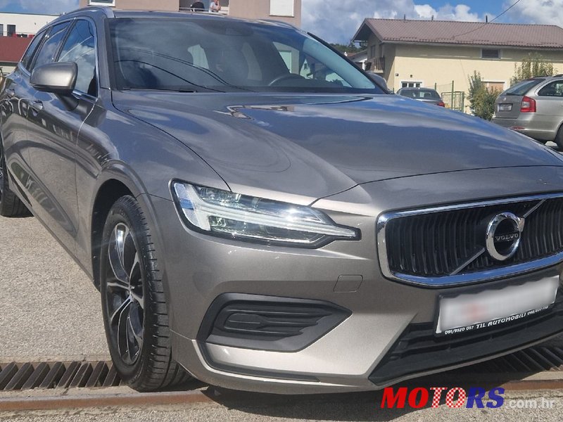 2019' Volvo V60 D3 photo #3