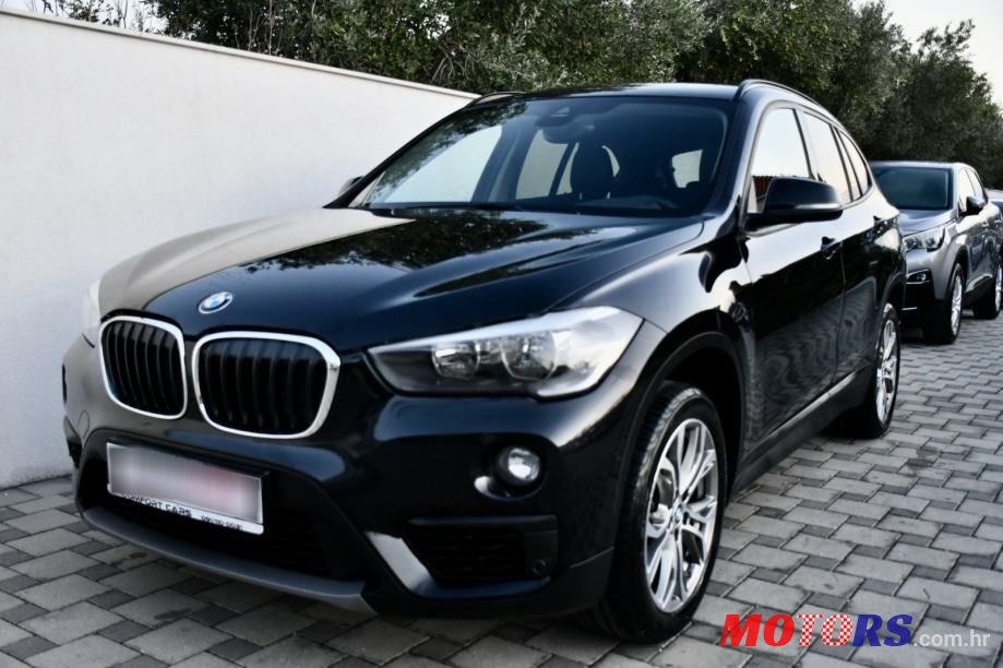 2017' BMW X1 16D photo #3
