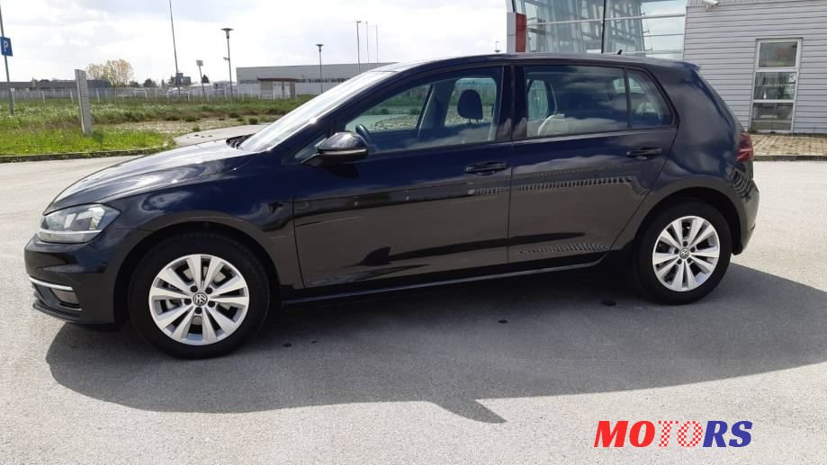 2019' Volkswagen Golf 7 1,6 Tdi photo #1