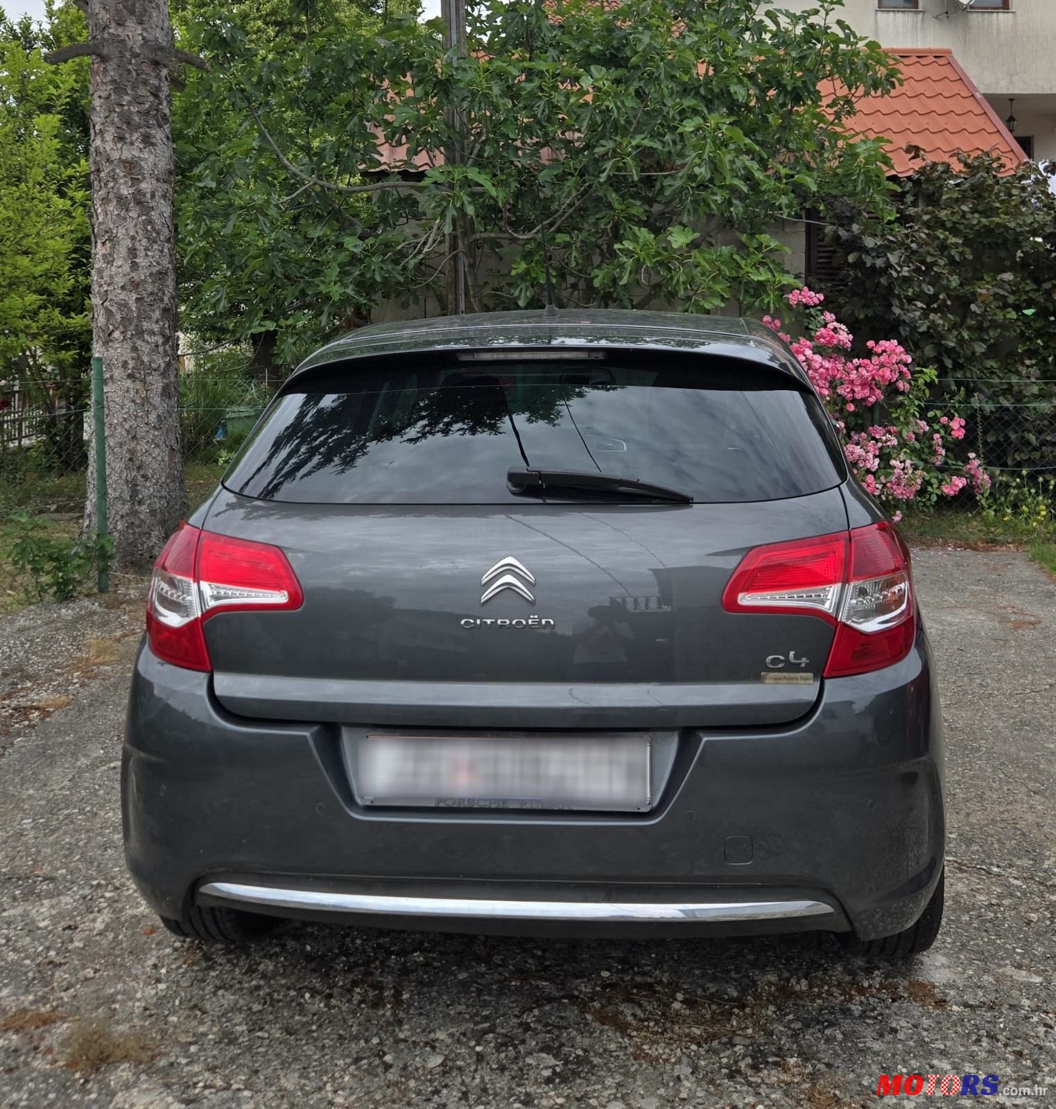 2014' Citroen C4 1,6 Hdi photo #1