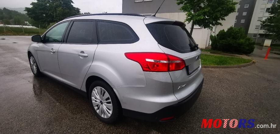 2015' Ford Focus Karavan photo #2