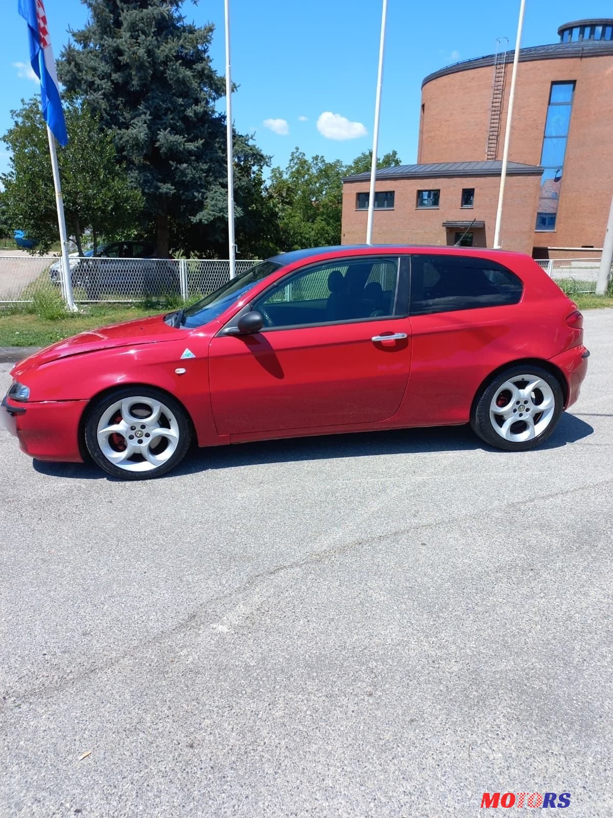2004' Alfa Romeo 147 1,9 Jtd photo #5
