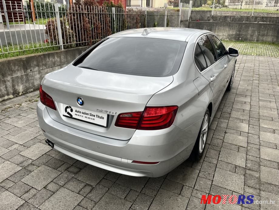 2011' BMW Serija 5 520D photo #5