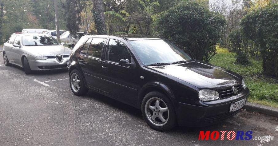 2001' Volkswagen Golf IV 1,9 Tdi photo #1