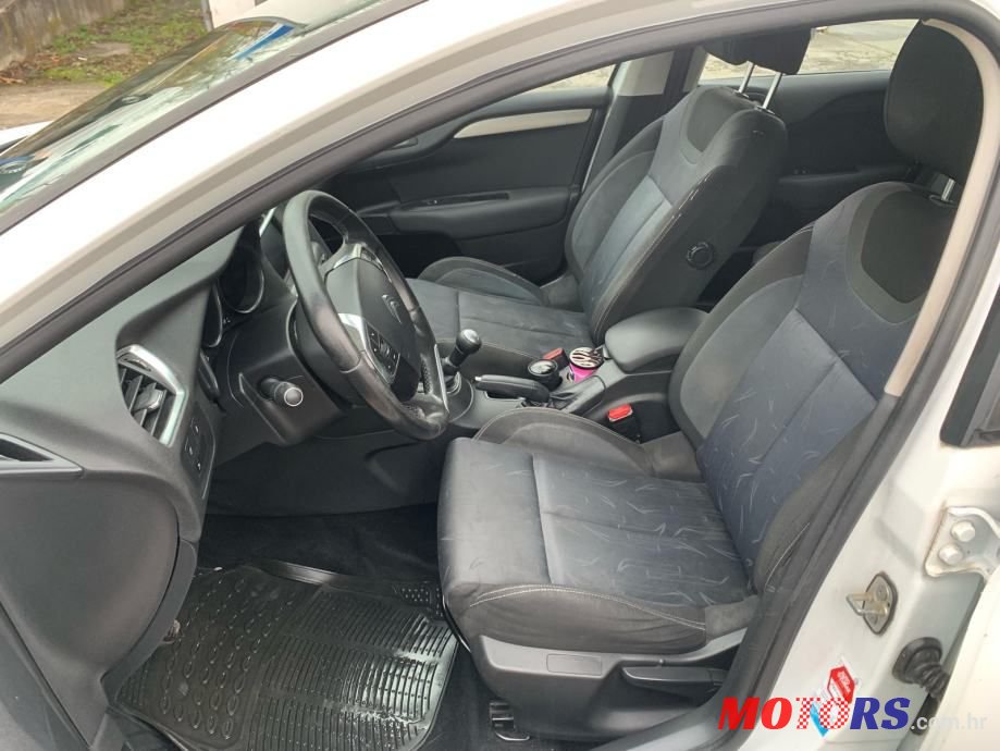 2015' Citroen C4 1,6 E-Hdi photo #5