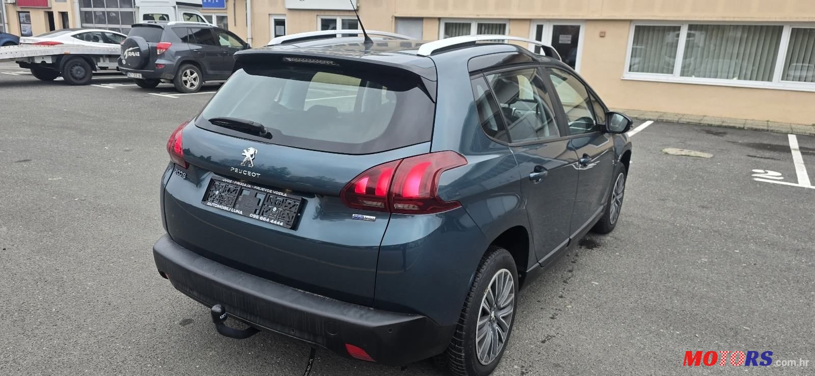 2017' Peugeot 2008 1,2 photo #6